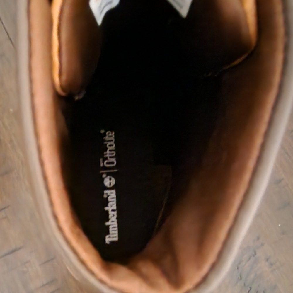 Timberland Women's Brown Ankle Boots - Picture 3 of 3